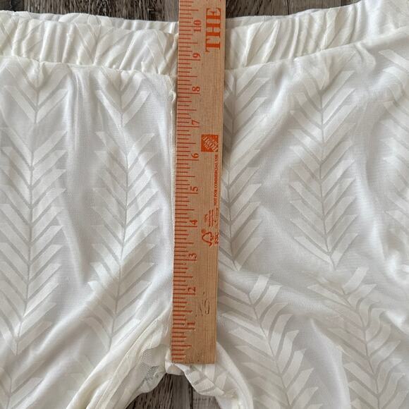 Elegant Cream Flare Pants - Picture 8 of 9